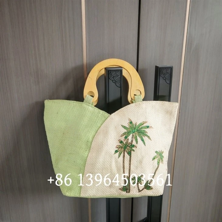 Bambusgewebte Strohhandtaschen
