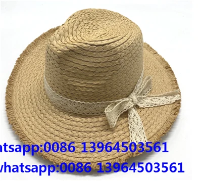 Strandhut mit großer Krempe und Spitzenband
