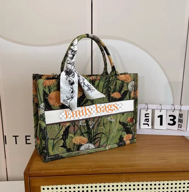 Entworfene Leinwand Frauenhandtaschen